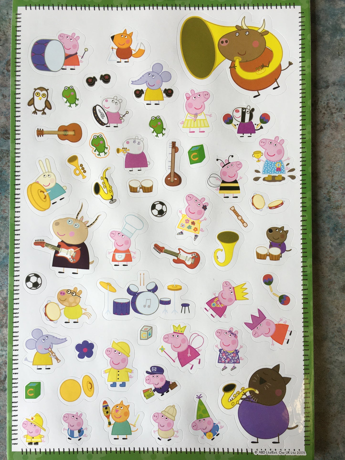 Pack de plus de 700 autocollants Peppa Pig et ses amis