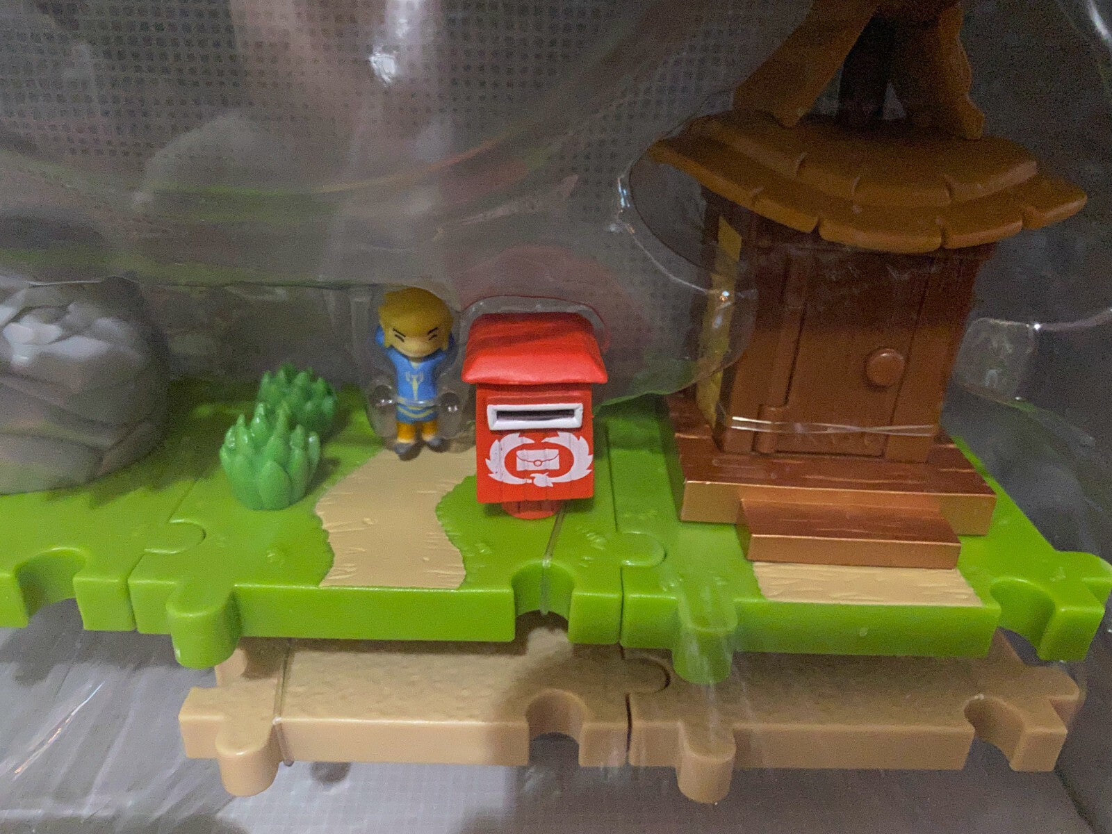 Close-up of 1-inch Link micro figure from Zelda Wind Waker set