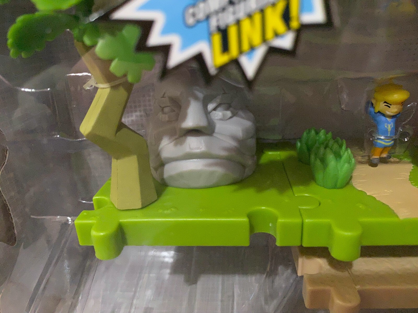 Close-up of 1-inch Link micro figure from Zelda Wind Waker set